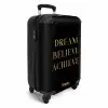 Quotes - Dream believe achieve - Goud - Zwart - Luxe NBS - Handbagage koffer - Unisex middel -productfoto_3d
