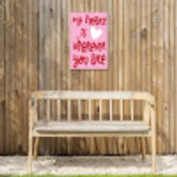 Valentijn - Hart - Liefde - Roze Tuinposter op houten frame 2 cm dik klein -sfeer4