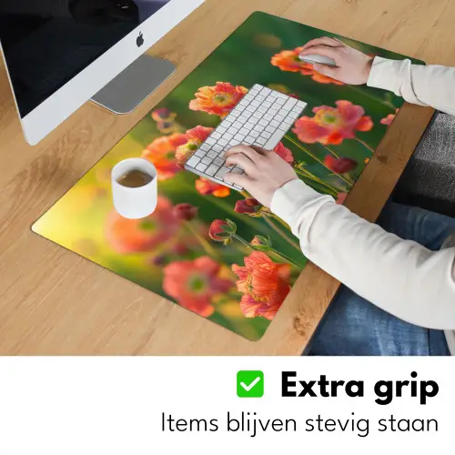 Bloemenveld - Zonnestralen - Oranje Muismat XXL klein -sfeer3