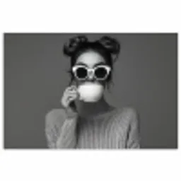Vrouw - Koffie - Zwart - Wit poster papier klein -3d