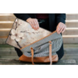 Bloesem - Takken - Schilderij - Beige - Serene laptophoes neopreen klein -tas
