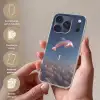 Dolfijn - Roze - Astronaut Telefoonhoesje iPhone 17 Pro klein -sfeer3_NL