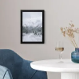 Weg - Bergen - Sneeuw - Naaldbos - Avontuurlijk fotolijst zwart zonder passe partout klein -sfeer4