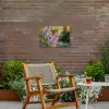 Sierlijke - Vlinder - Paarse - Bloemen Tuinposter op houten frame 2 cm dik klein -sfeer3