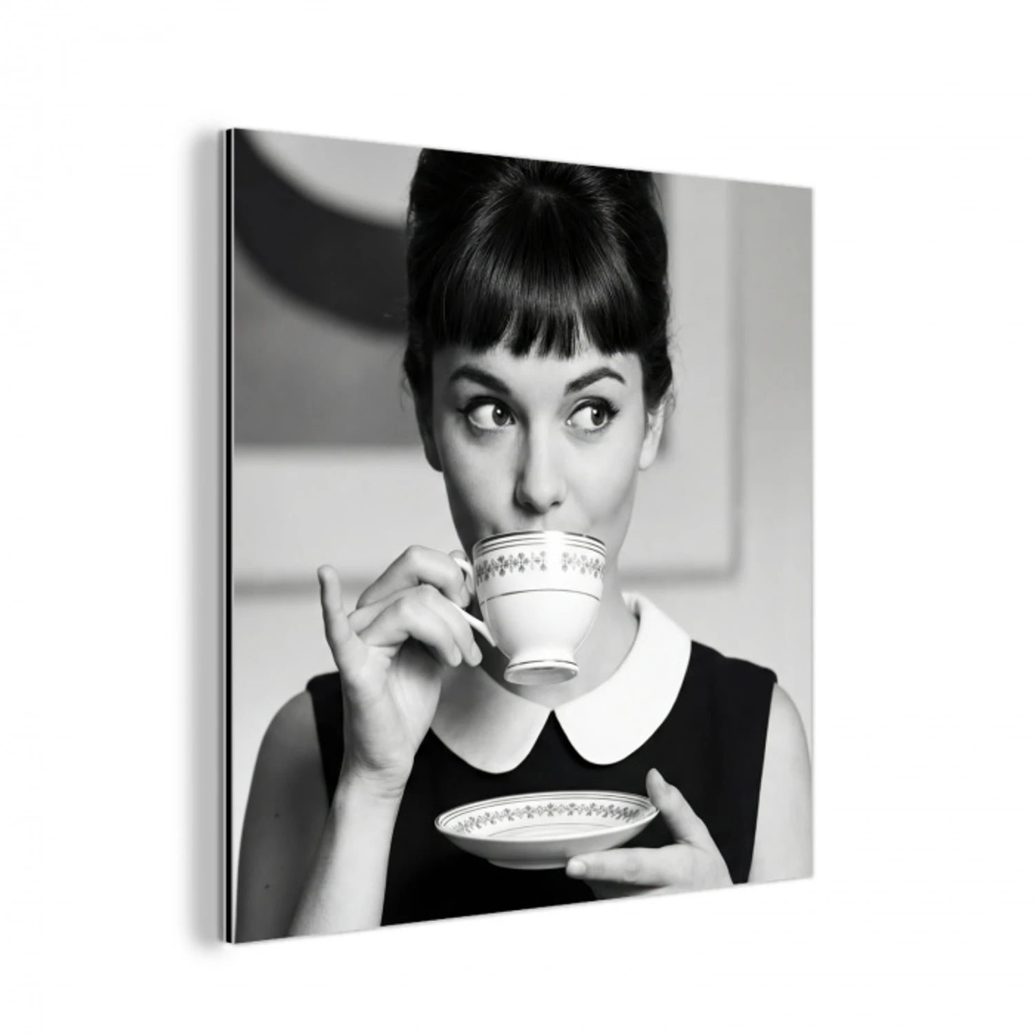 Portret - Thee - Vrouw aluminium wit klein -3d