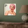 Vrouw - Douche - Roze aluminium wit klein -sfeer2