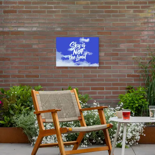 Sky is not the limit - Blauwe lucht - Wolken Tuinposter op houten frame 2 cm dik klein -sfeer3