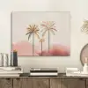 Palmbomen - Heuvels - Minimalistisch - Zachtroze PET vilt klein -sfeer1