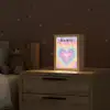 Hartvorm - Tie Dye - Pastelkleuren Light Box met kabel (Kinderlampje) klein -sfeer1_kind