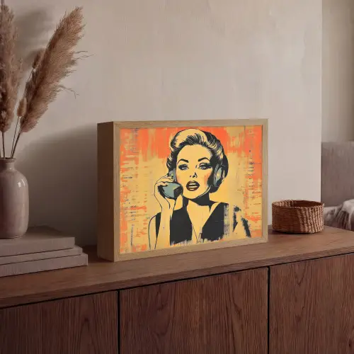 Retro - Vrouw - Koptelefoon - Oranje Light Box met batterij (Wandlamp) middel -sfeer2