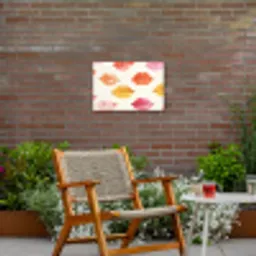 Lippen - Kleurrijk - Glanzend Tuinposter op houten frame 2 cm dik klein -sfeer3