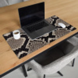 Slangenleer - Patroon - Beige Muismat XXL klein -sfeer1