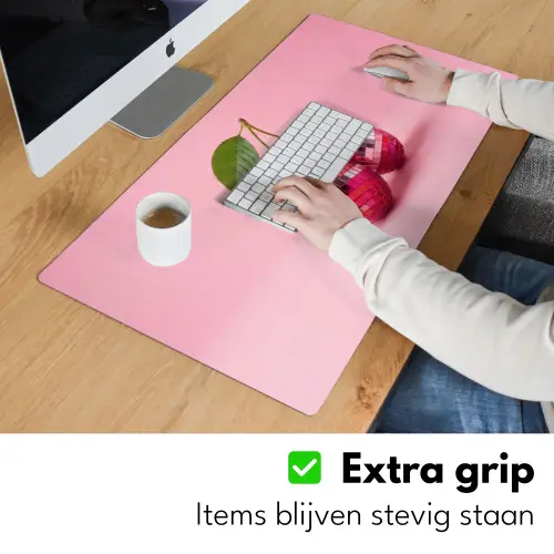 Disco - Kersen - Roze Muismat XXL klein -sfeer3