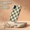 Schaakbord print - Groen - Beige - Blokjes Toughcase MagSafe Apple iPhone 17 klein -USP_RandenV_NL