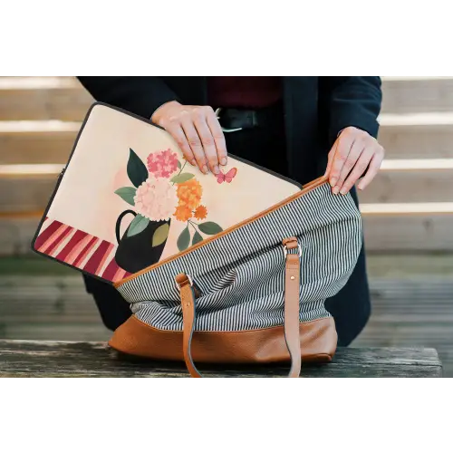 Vaas - Bloemen - Vlinder - Rood laptophoes neopreen klein -tas