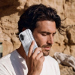 Berkenbomen - Sneeuw - Winter - Bos - Wit Toughcase MagSafe Apple iPhone 17 klein -Sfeer2M