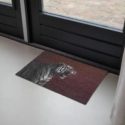 Tijger - Brult - Bordeaux Deurmat klein -sfeer2