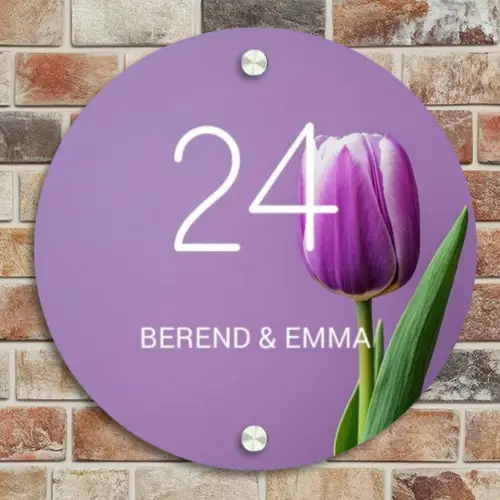 Paarse tulp - Klassiek Naambord Rond klein -sfeer2