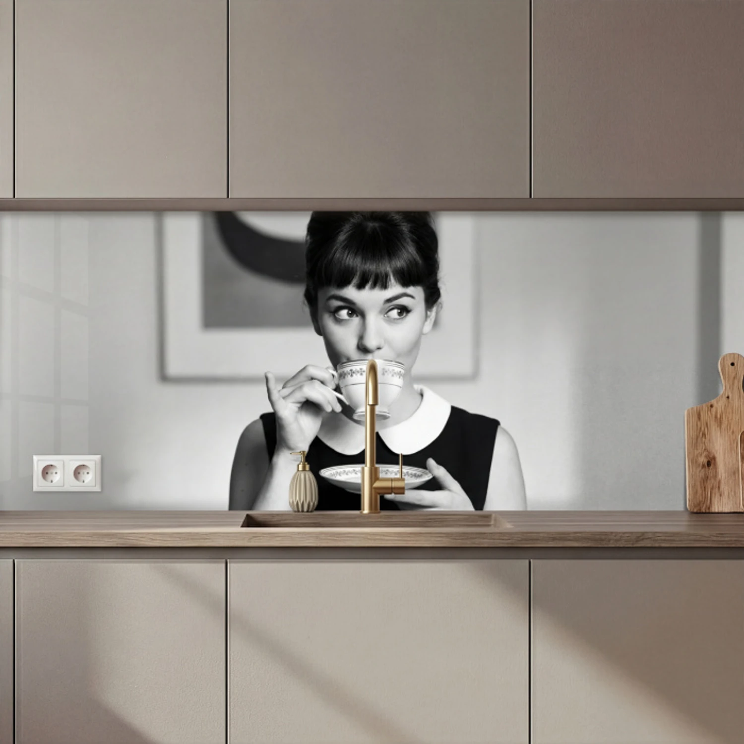 Portret - Thee - Vrouw keuken achterwand 2 middel zz_3dshopping