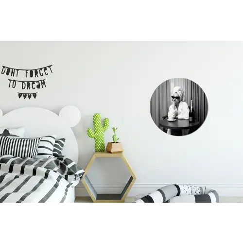 Vrouw - Bubbels - Zwart - Wit Wandcirkel aluminium klein -kinderkamer