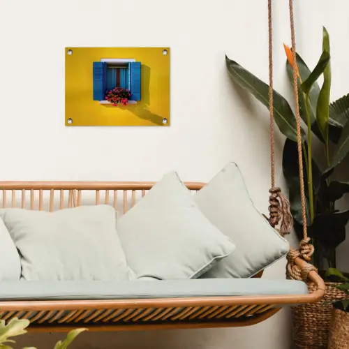 Raam - Bloemen - Gele muur tuinposter los doek klein -sfeer7