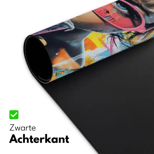 Expressief - Milkshake - Vrouw - Felle kleuren Muismat XXL klein -sfeer2