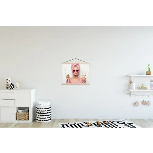 Vrouw - Roze - Wijn - Zonnebril textielposter latten blank klein -kinderkamer