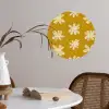Bloem - Speels - Okergeel Wandcirkel behangsticker klein 186 -sfeer3