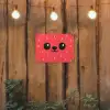 Kat - Aardbei - Cartoon tuinposter los doek klein -sfeer1