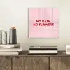 No rain no flowers - Minimalistisch - Roze - Bloem plexiglas 5mm klein -sfeer1