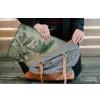 Tropisch bladerdek - Vlinders - groen - Bruin laptophoes neopreen klein -tas