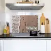 Where to next - Strand - Voetstappen Inductie beschemer met haakjes klein -sfeer2