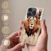 Leeuwenkop - Lijnen - Crème Telefoonhoesje iPhone 17 Pro klein -sfeer3_NL