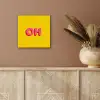 Geel - Roze - Oh - 3D aluminium wit klein -sfeer4