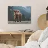 Schotse hooglander - Berg - Landschap - Bomen - Koe - Natuur PET vilt klein -sfeer3