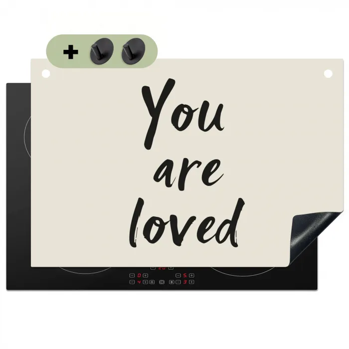 Minimalistisch - Beige - Love Inductie beschemer met haakjes klein -3d