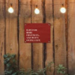 Rood - Quote - Liefde tuinposter los doek klein -sfeer1