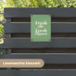 Tekst - Groen - Sierlijk - Letters tuinposter los doek klein -sfeer3