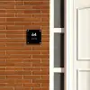 Zwart met stippen - Modern Naambord Vierkant klein -sfeer3-XS