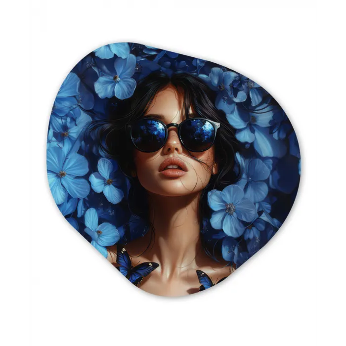 Vrouw - Blauw - Bloemen - Vlinders - Natuur Wandcirkel Organisch Plexiglas middel -3d