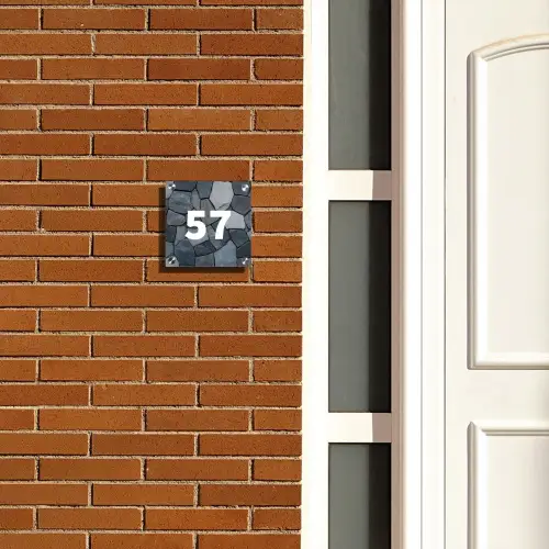 Donkergrijze stenen - Traditioneel Naambord Vierkant klein -sfeer3-XS