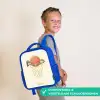 Basketbal in neutrale kleuren Kinderrugzak - Blauw middel -sfeer3_NL