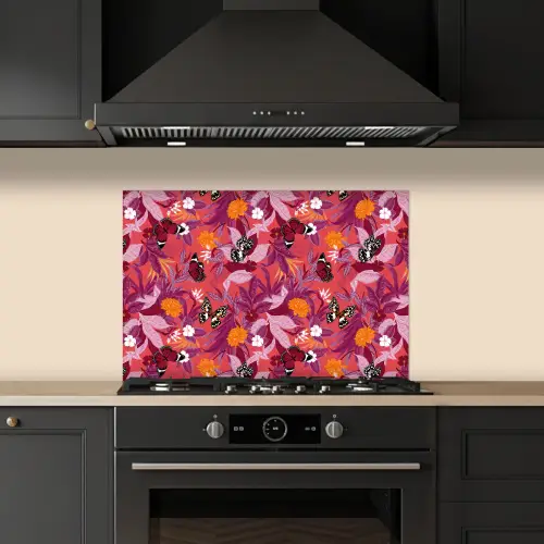 Zomer - Vlinder - Donker - Roze keuken achterwand spatscherm klein 900 -sfeer1