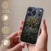 Bladeren - Goud - Boom - Rots Telefoonhoesje iPhone 17 Pro klein -sfeer3_NL