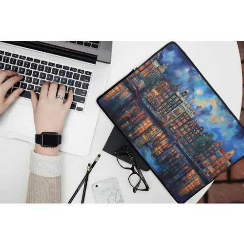 Grachten Amsterdam - Huizen - Stad - Kleurrijk laptophoes neopreen klein -bureau