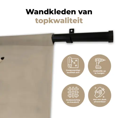 Vos - Gele bloemen - Minimalistisch Wandkleed katoen klein -sfeer2