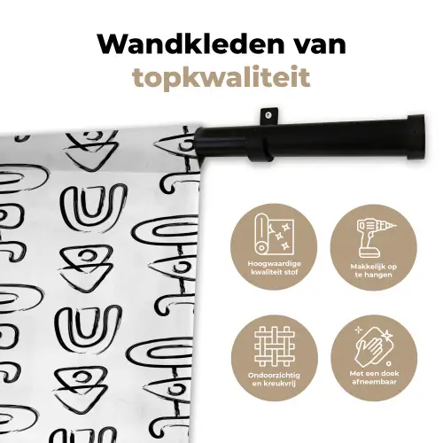 Symbolen - Zwart - Wit Wandkleed katoen klein 269 -sfeer2
