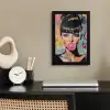 Kauwgom - Vrouw - Penseelstreken - Modern fotolijst zwart zonder passe partout klein -sfeer1
