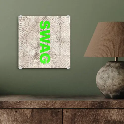 Slangenprint - SWAG - Neon - Groen plexiglas 5mm klein -sfeer3