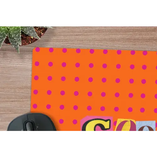 Cool - Stippen - Oranje muismat rubber klein -closeup